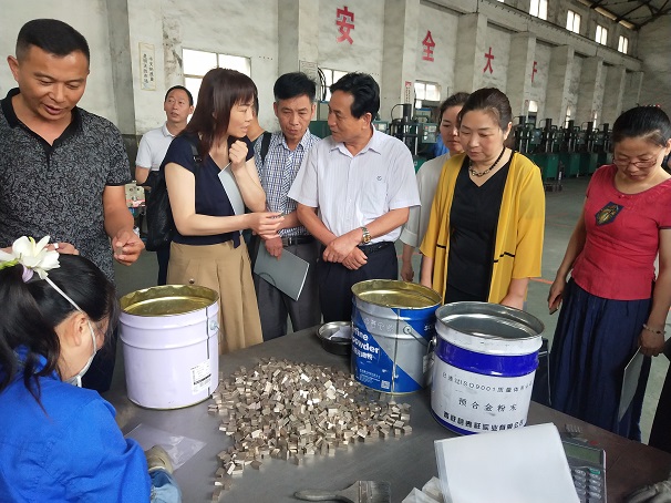 市總工會領導到昌利金剛石鋸片參觀創新工作室 市總工會領導到昌利金剛石鋸片參觀創新工作室