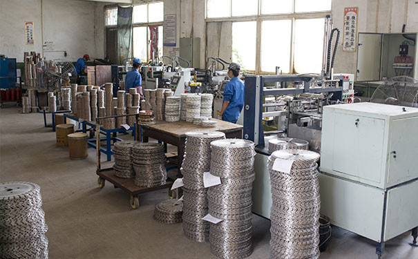 我國生產金剛石鋸片基體的主要原料有哪些？區別在哪？